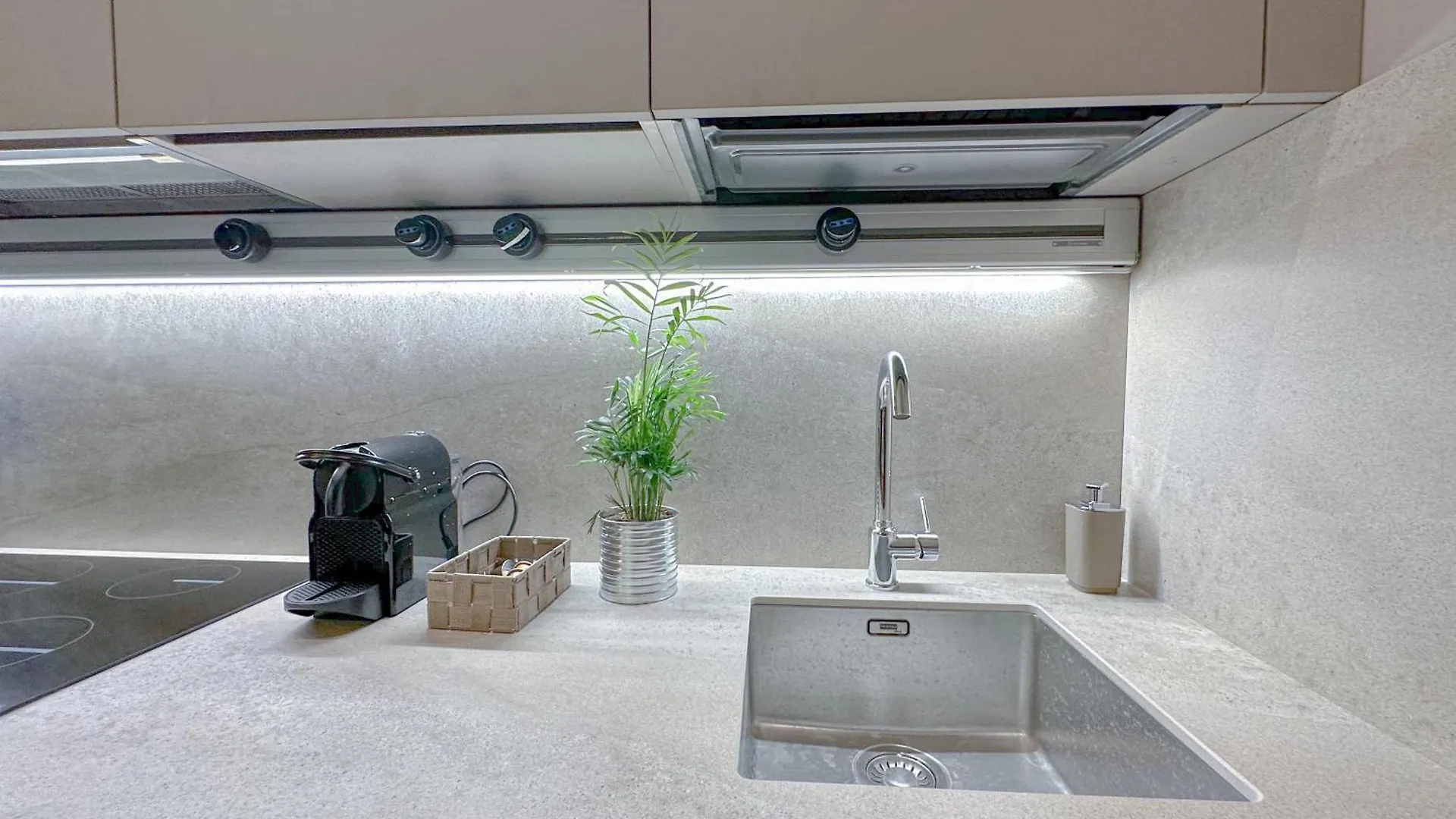 Apartment Cirillo Luxury Suite 16 - 3 Min Dall'Arco Della Pace Milan